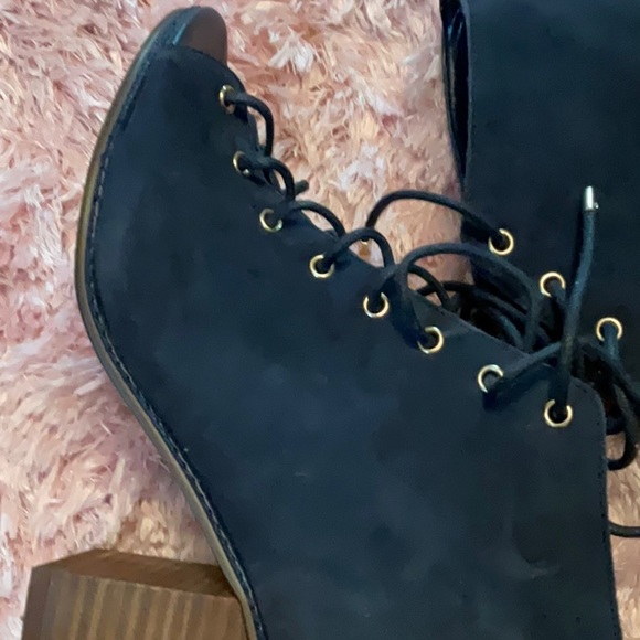 Aldo lace up booties EUC - Picture 14 of 16